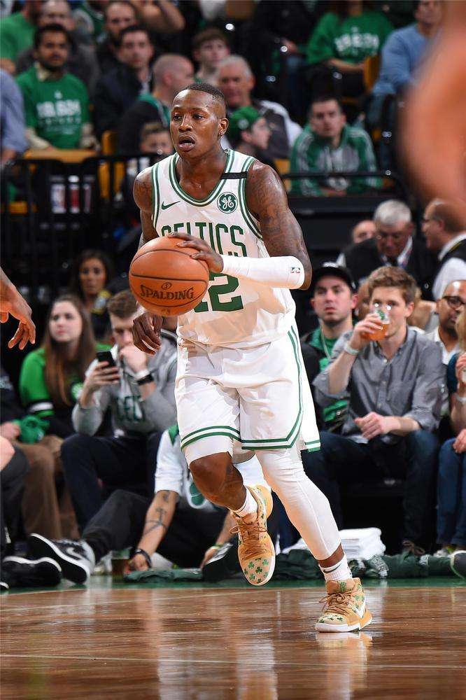 点考察的是 点考察的是